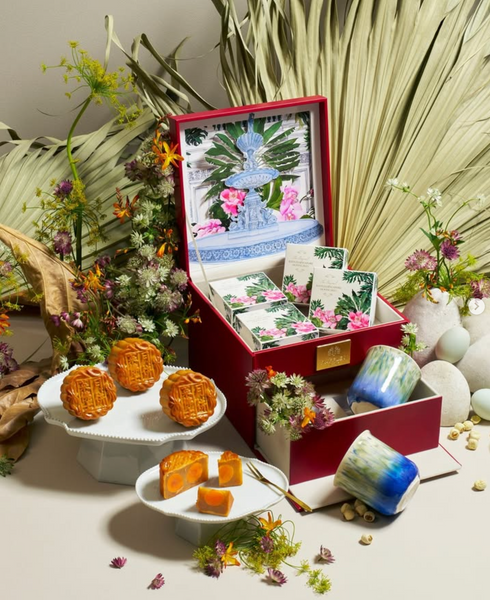 Raffles Hotel Mooncake 2025